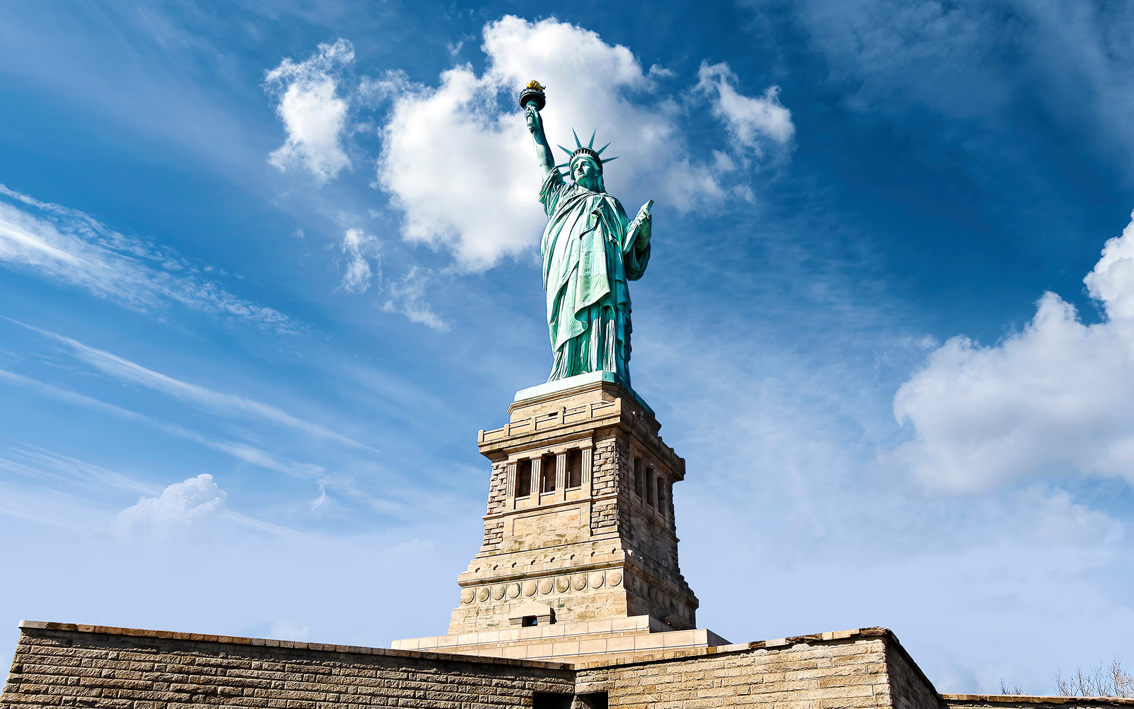 Book Statue Of Liberty Guided Tours | Best Price Guarantee